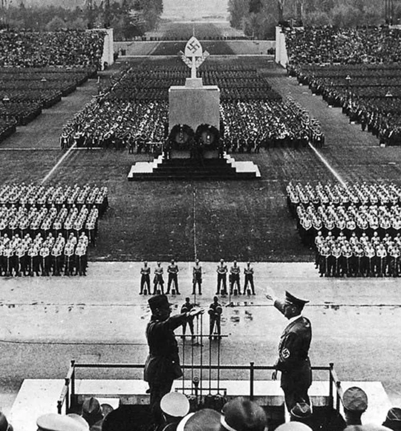 hitler ve kurmayları